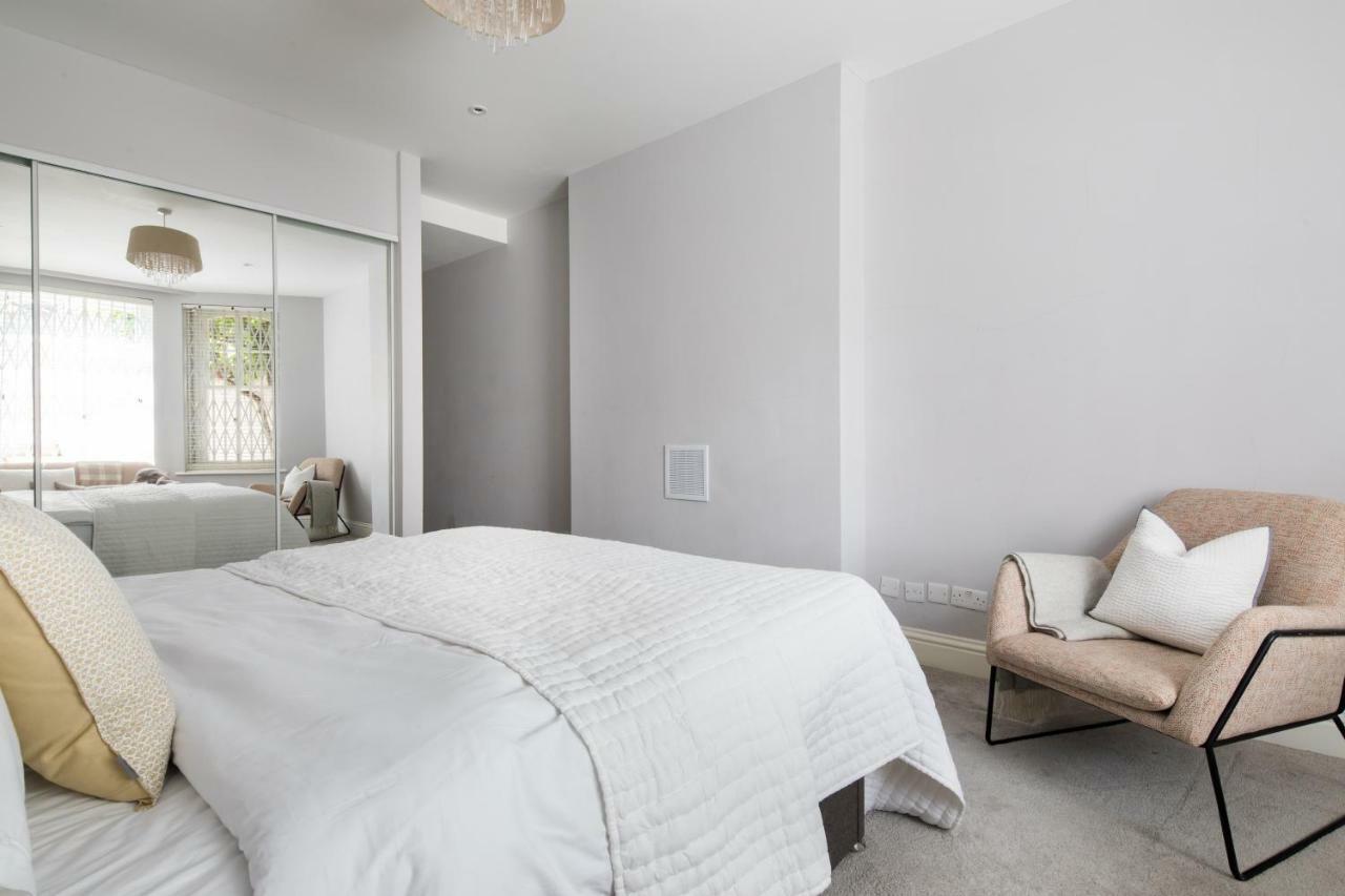 Apartmán Kensington Court By Lime Street Londýn Exteriér fotografie
