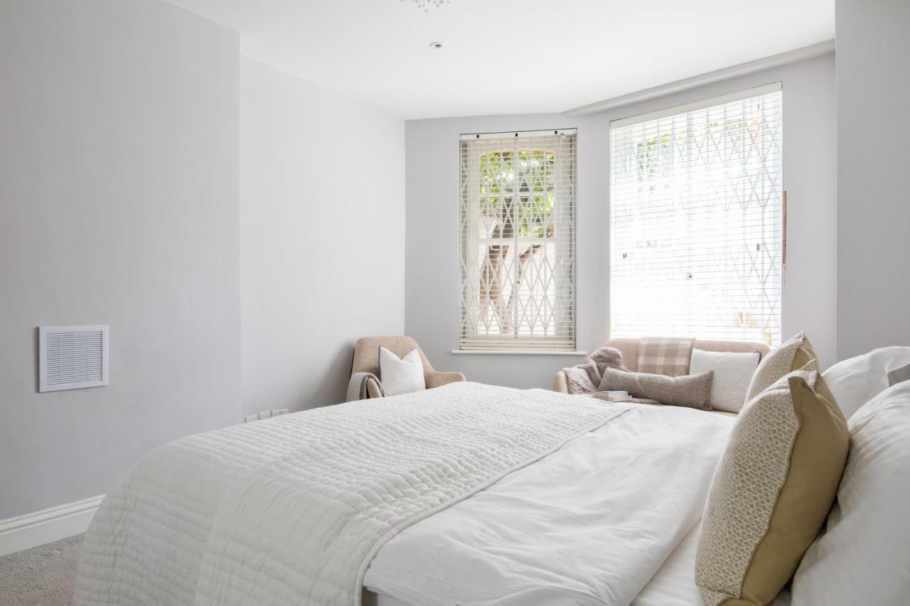 Apartmán Kensington Court By Lime Street Londýn Exteriér fotografie